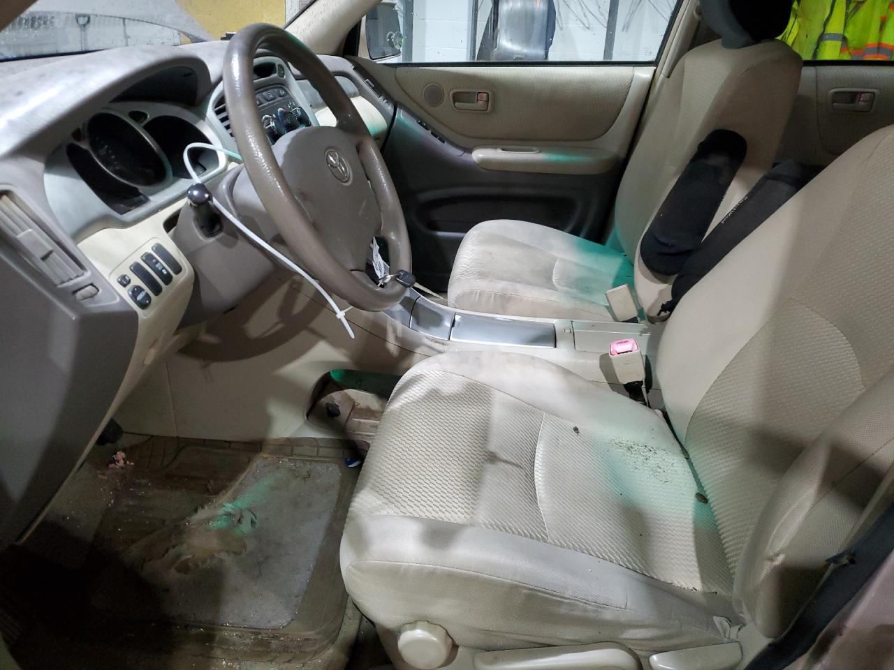2005 Toyota Highlander - Image 9
