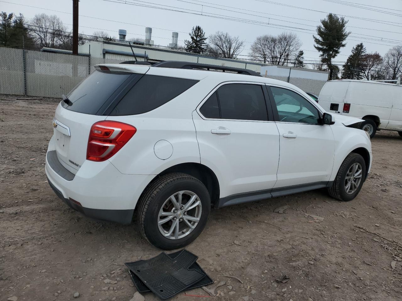 2016 Chevrolet Equinox - Image 3