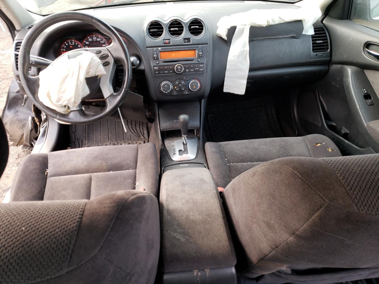 2009 Nissan Altima - Image 8