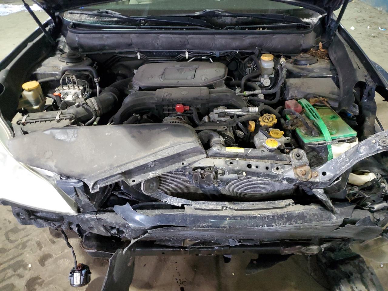 2012 Subaru Outback - Image 12