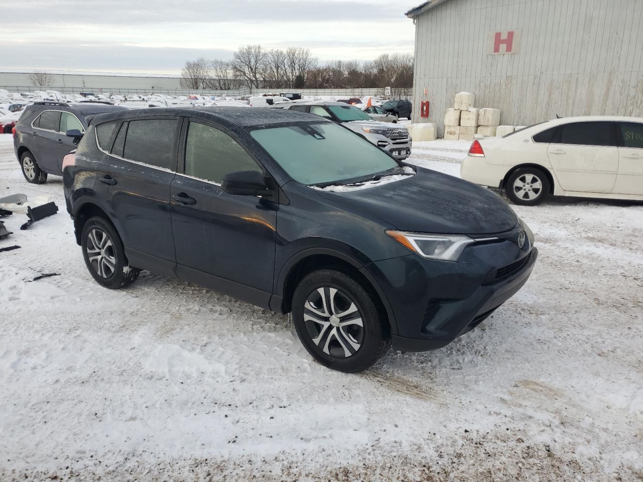 2018 Toyota RAV 4 - Image 4