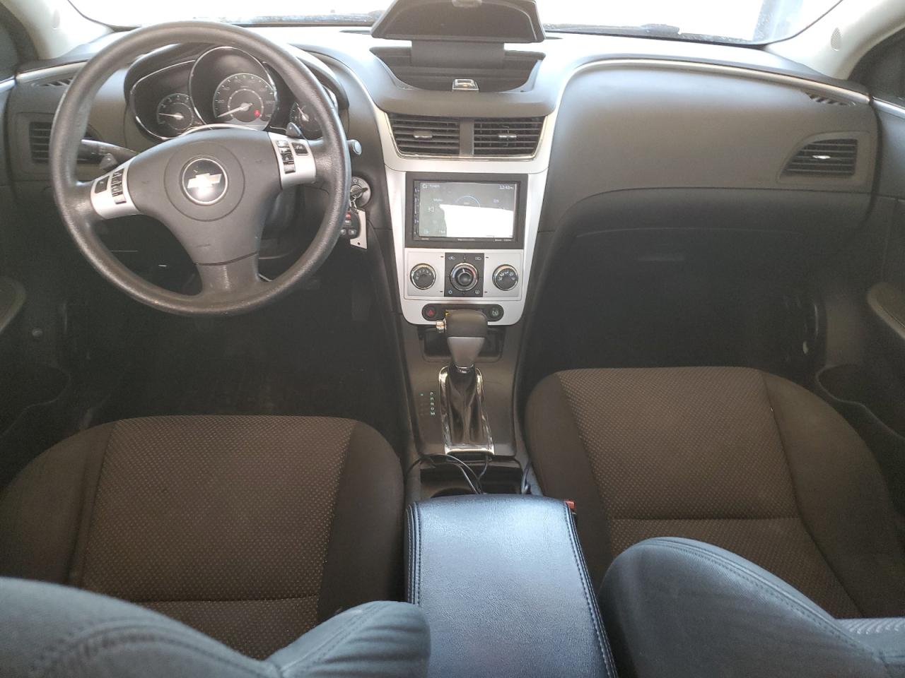 2010 Chevrolet Malibu - Image 8