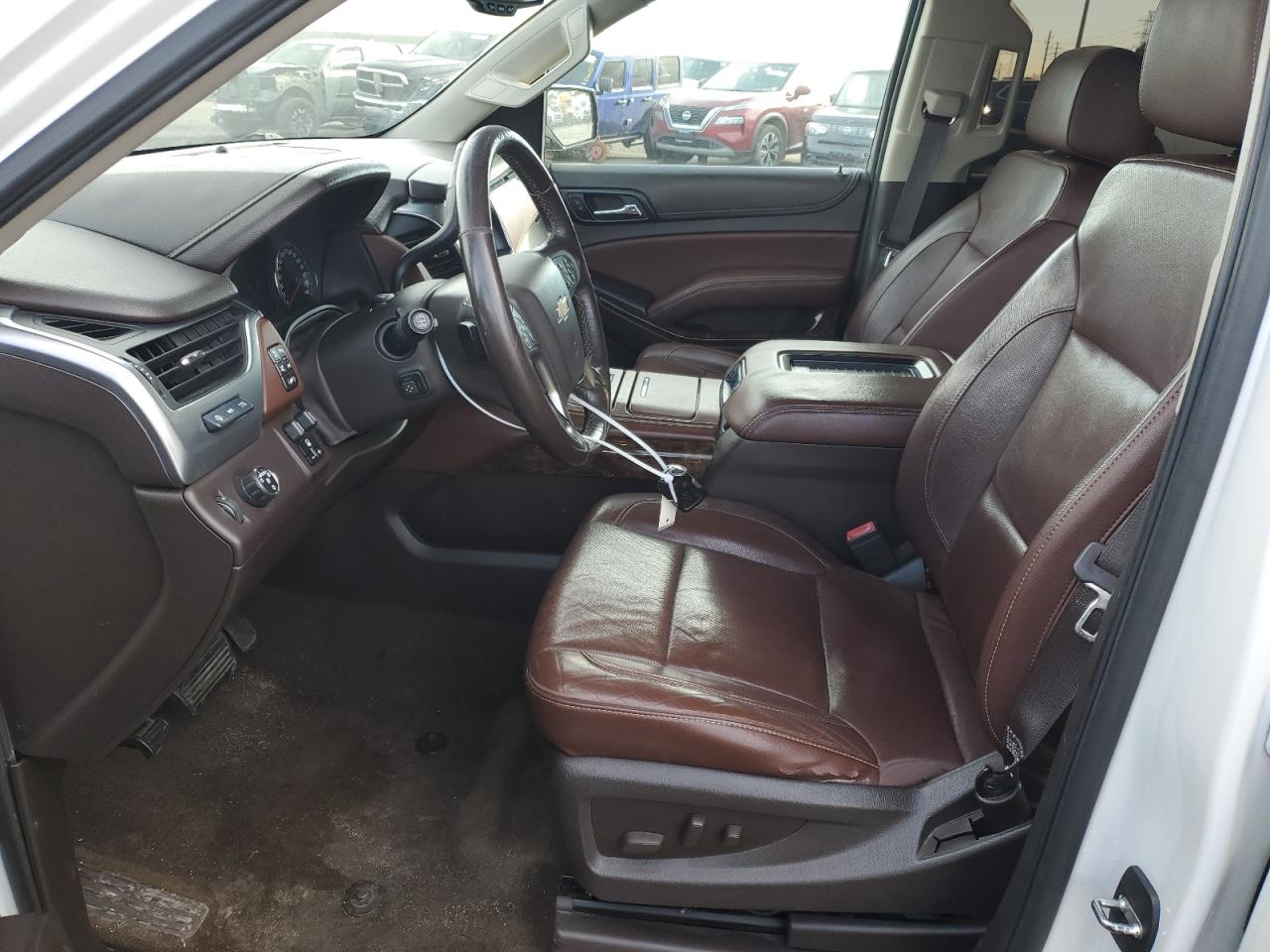 2017 Chevrolet Suburban - Image 7