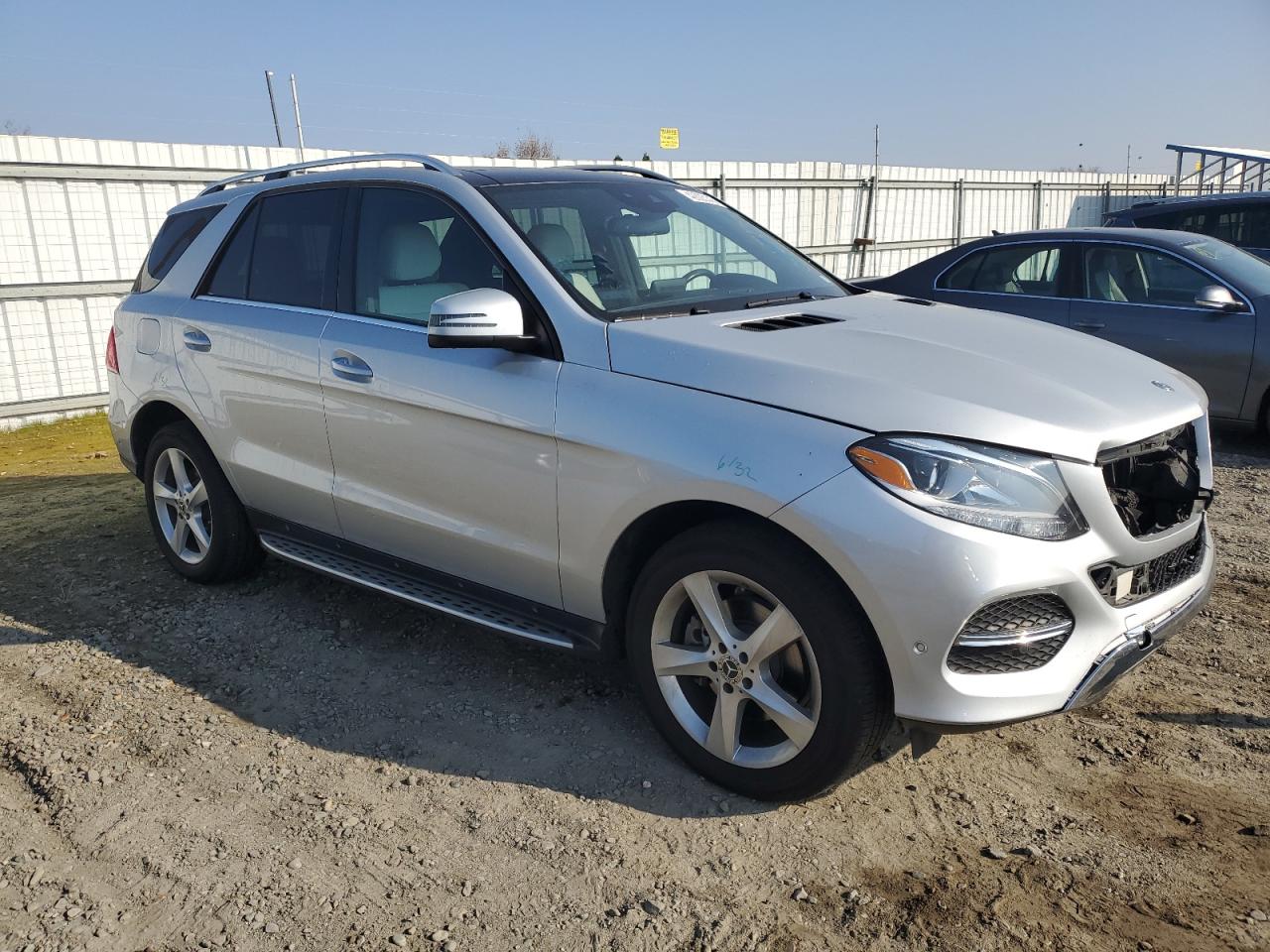 2018 Mercedes-Benz GLE - Image 4