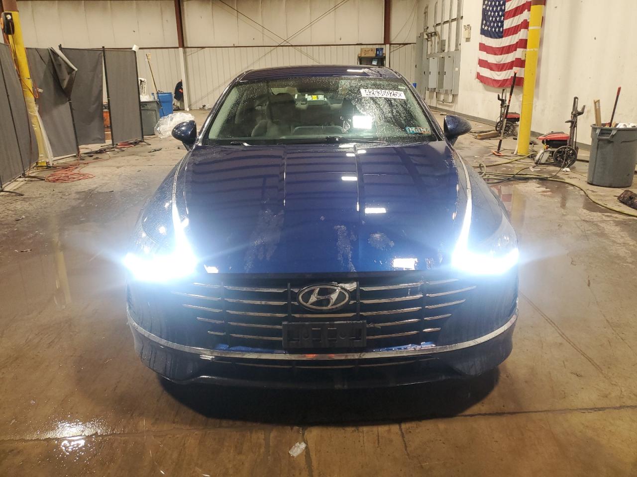 2021 Hyundai Sonata - Image 5