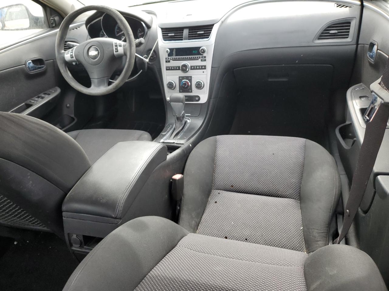 2009 Chevrolet Malibu - Image 8