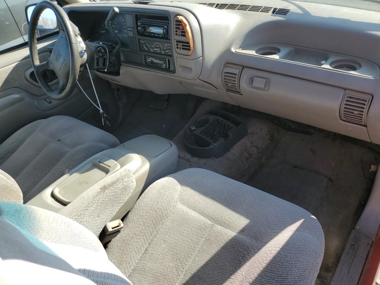 1995 Chevrolet GMT-400 - Image 8