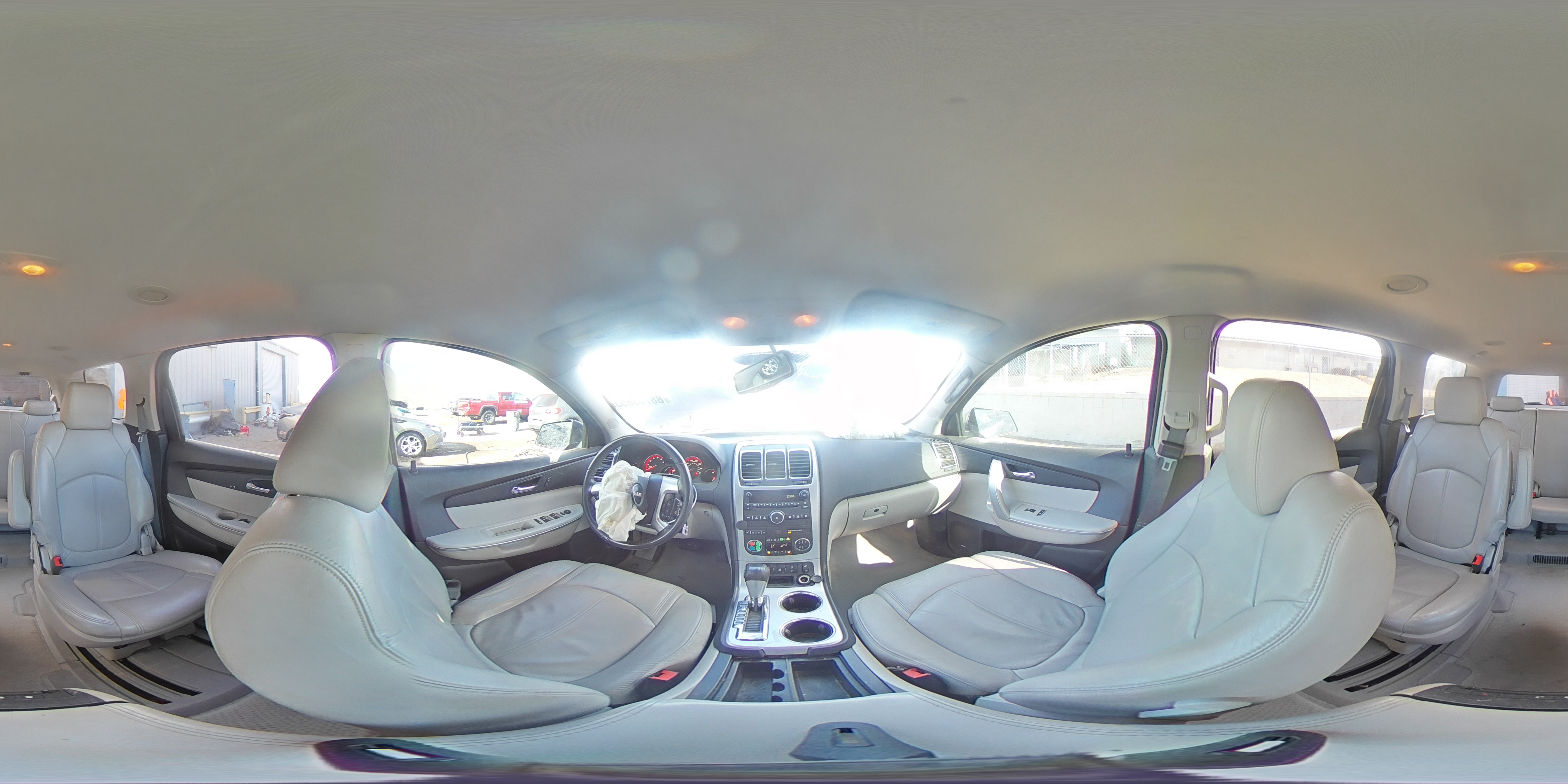 2012 GMC Acadia - Image 16