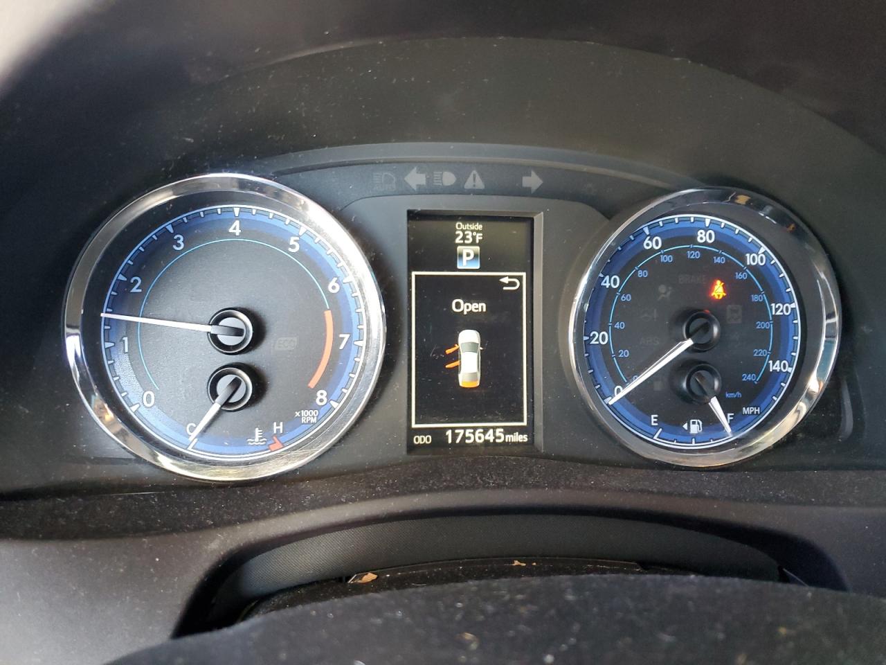 2018 Toyota Corolla - Image 9
