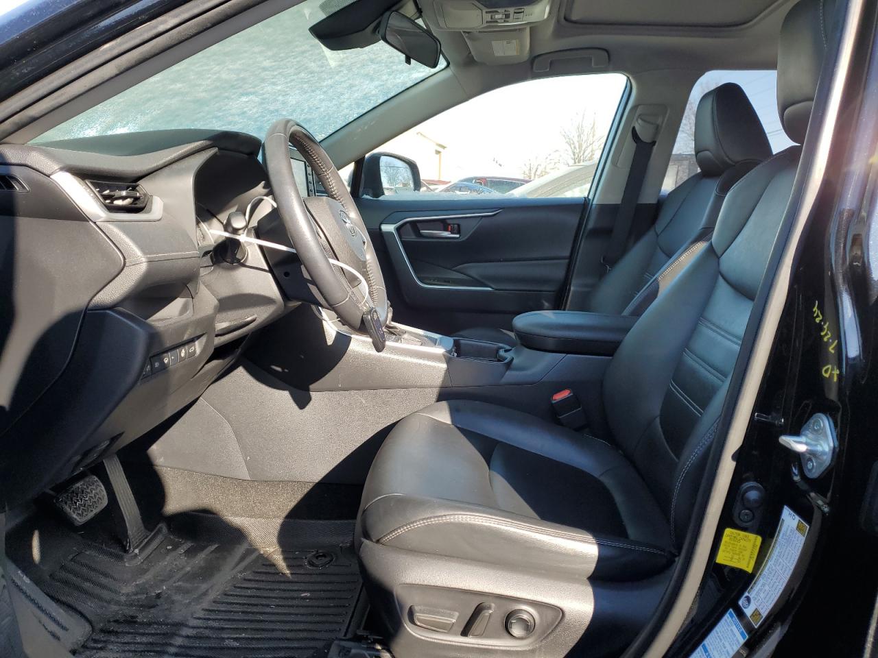 2020 Toyota RAV 4 - Image 7