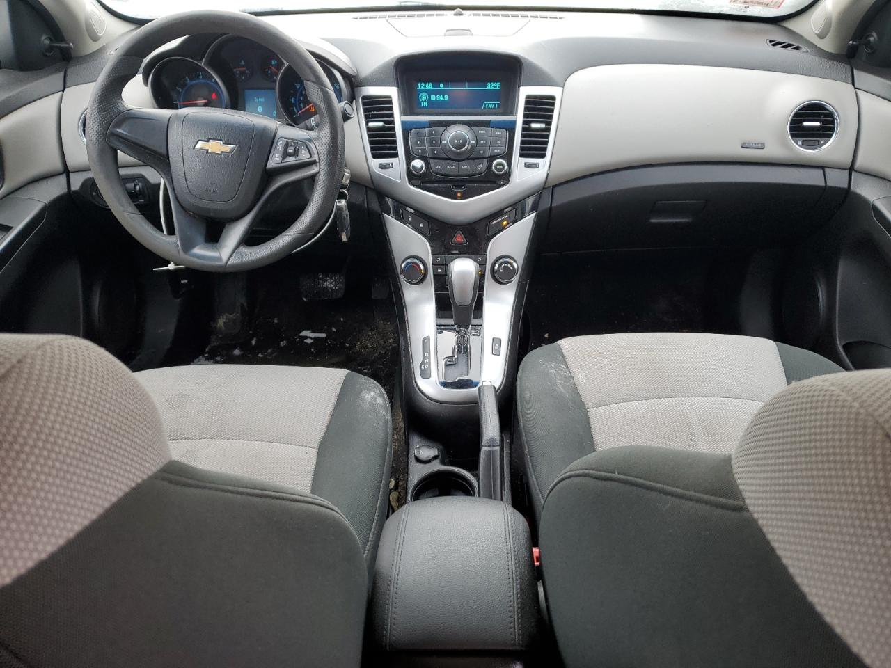 2011 Chevrolet Cruze - Image 8