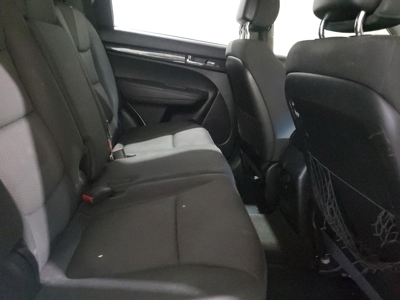 2011 Kia Sorento - Image 11