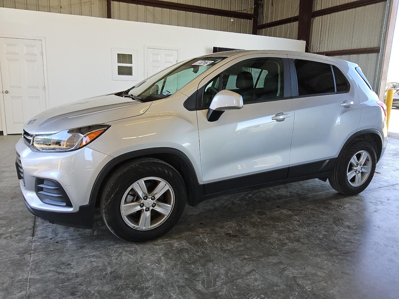 2022 Chevrolet Trax - Image 1