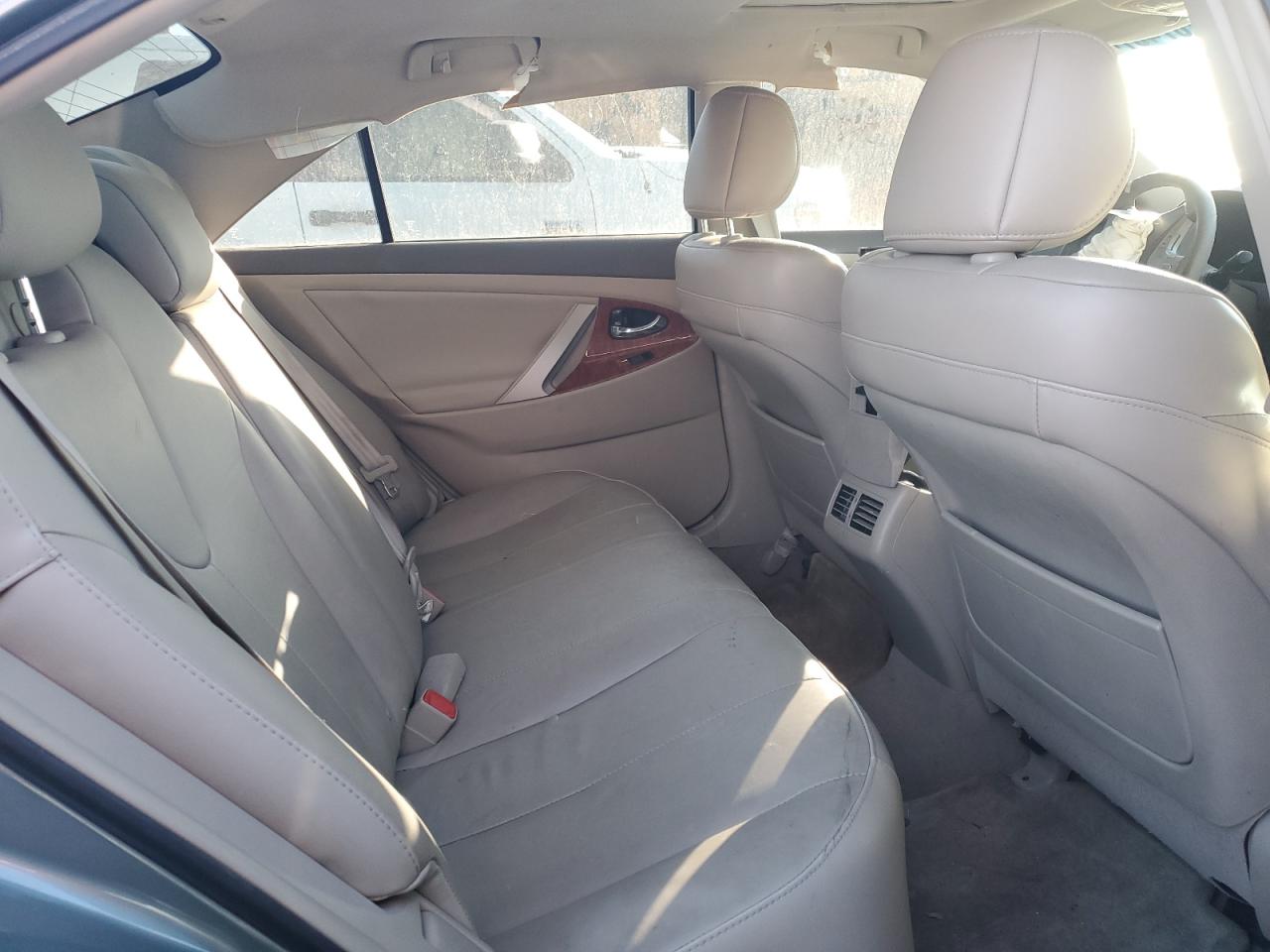 2008 Toyota Camry - Image 10