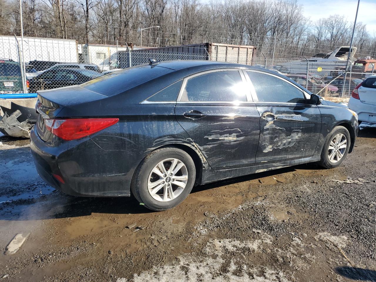 2014 Hyundai Sonata - Image 3