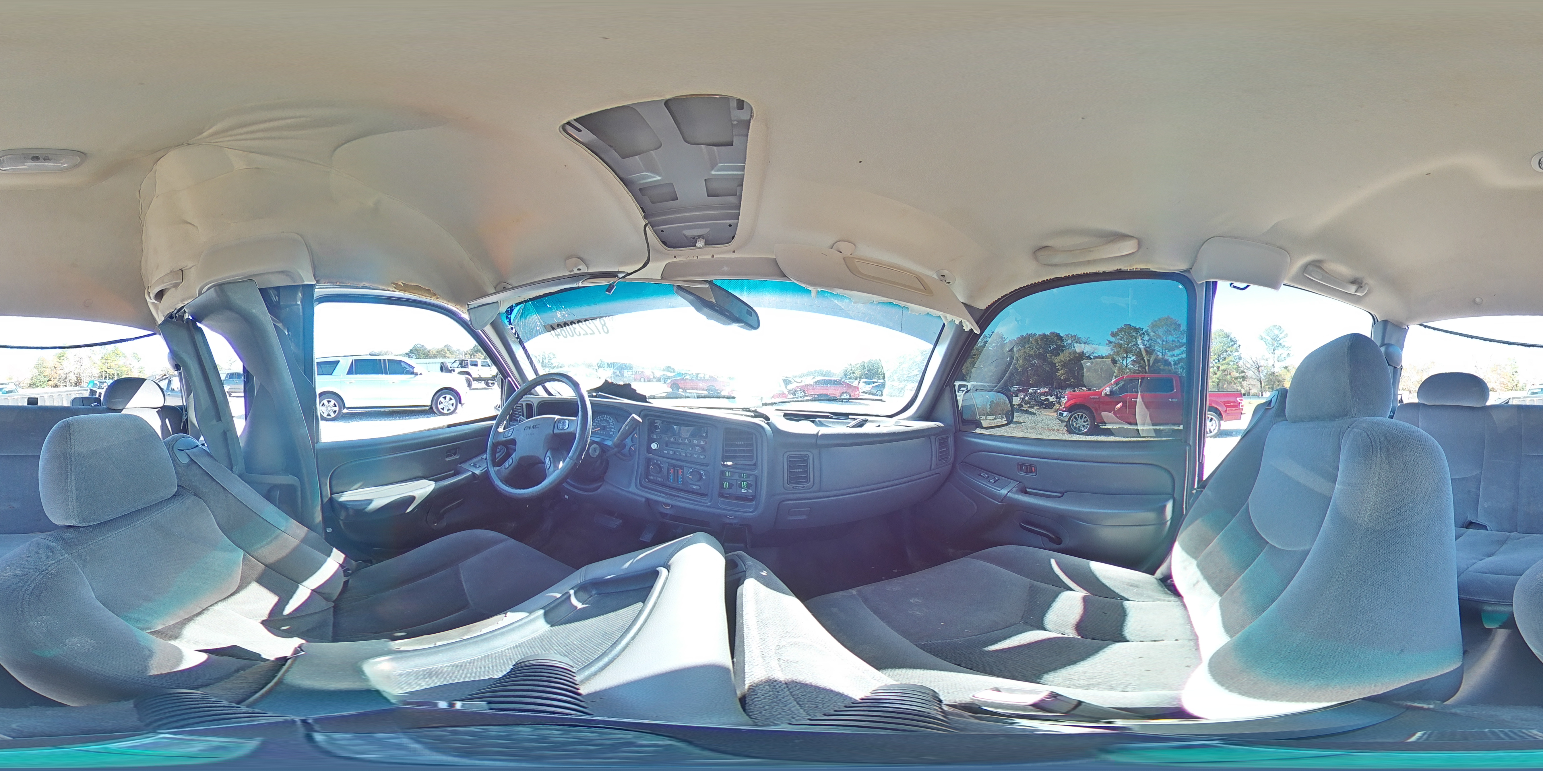 2006 GMC Sierra - Image 13