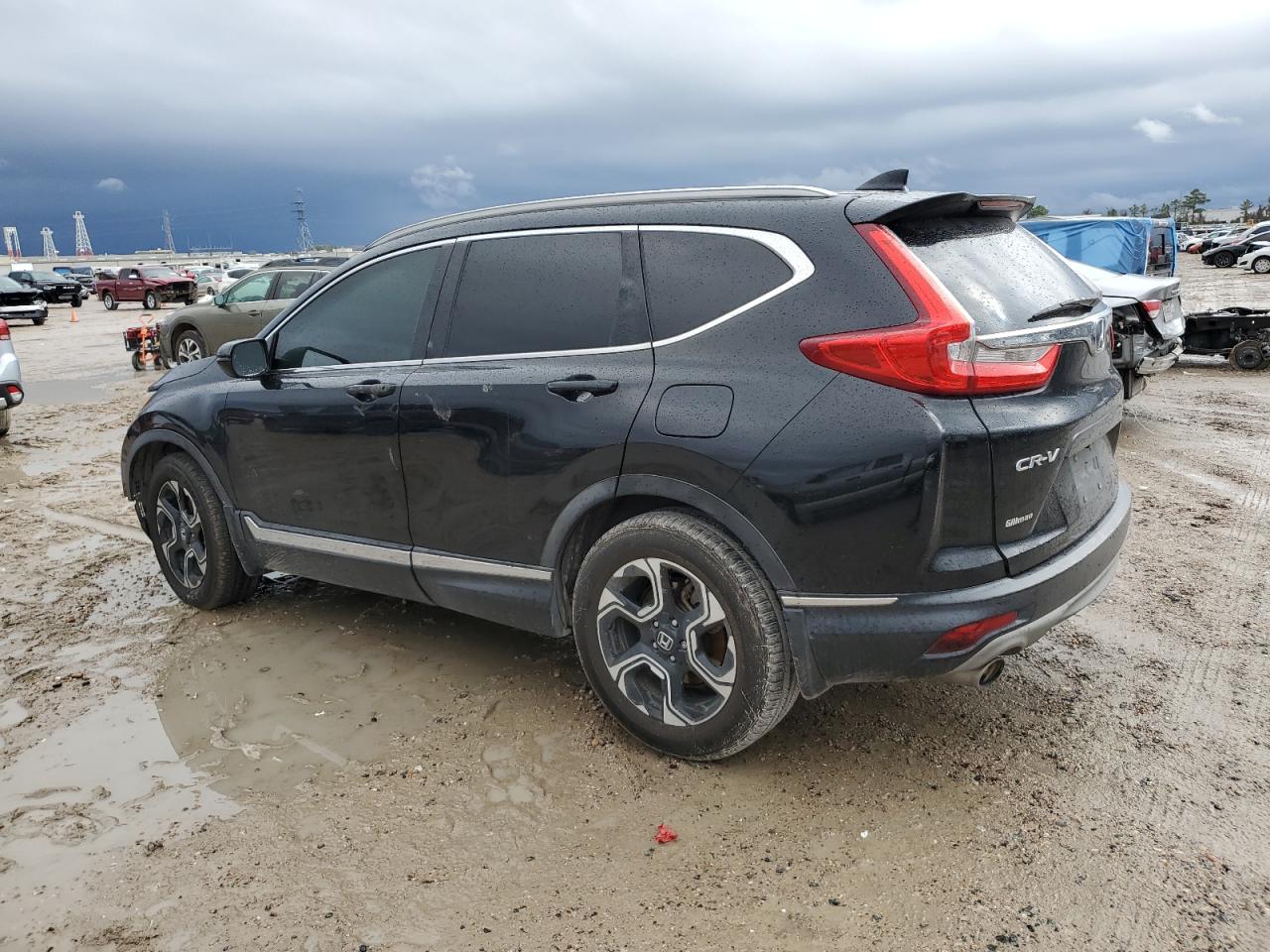 2017 Honda CR-V - Image 2