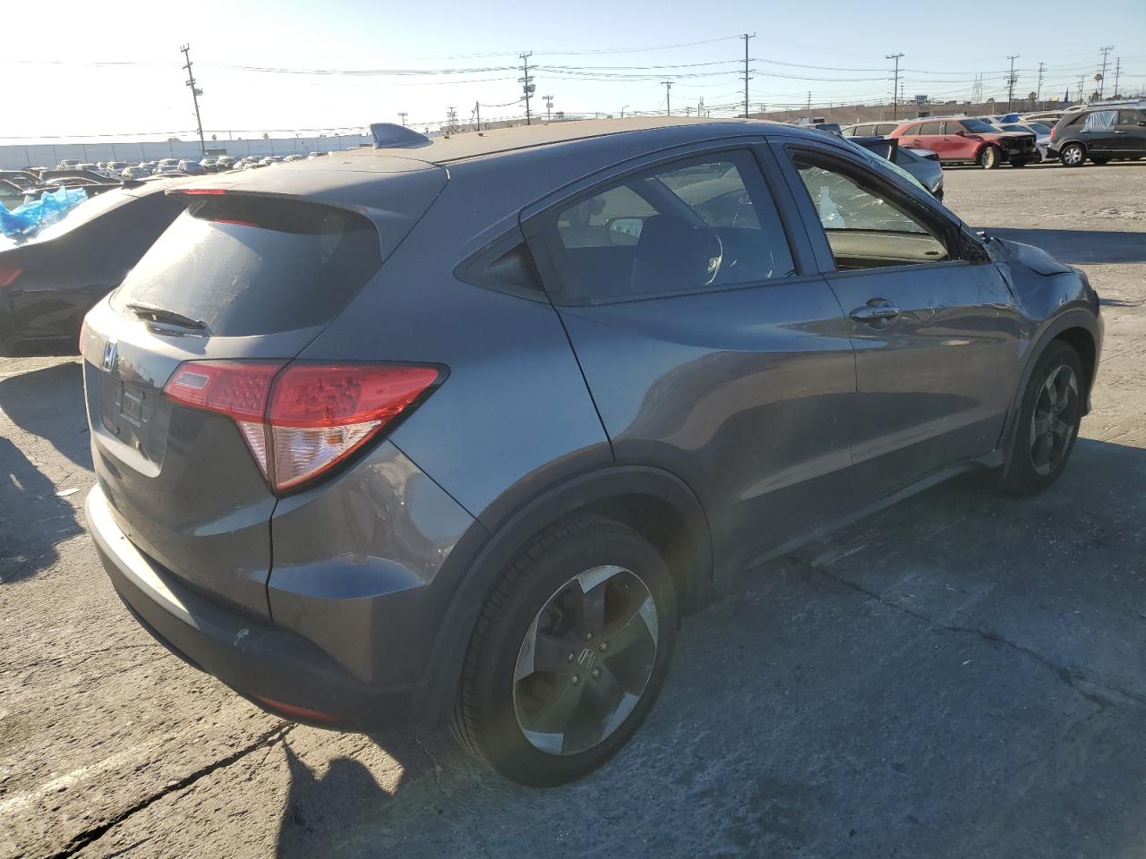 VIN 3CZRU5H57JM714242 2018 HONDA HR-V no.3