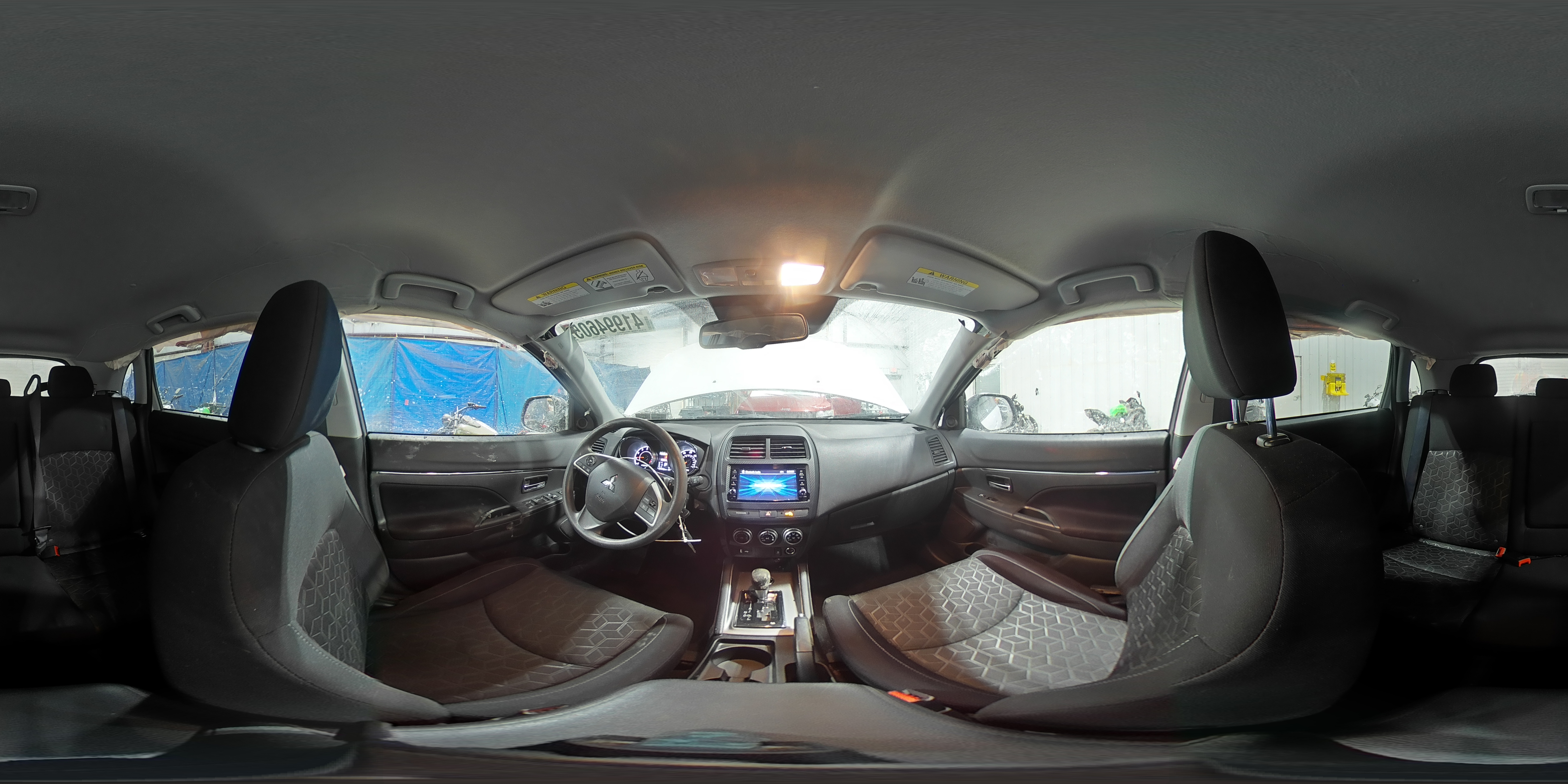 2021 Mitsubishi Outlander - Image 15