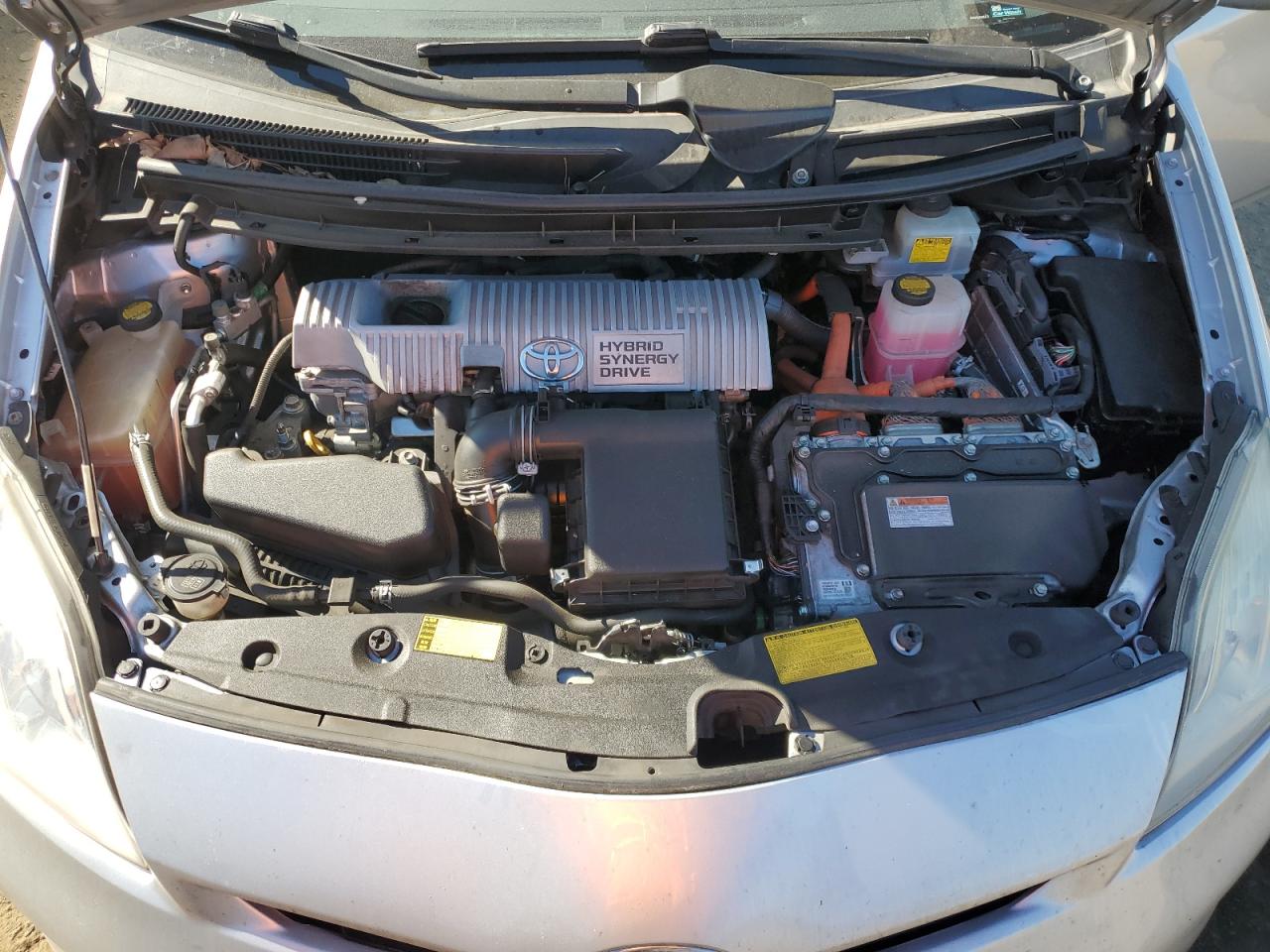 2014 Toyota Prius - Image 11