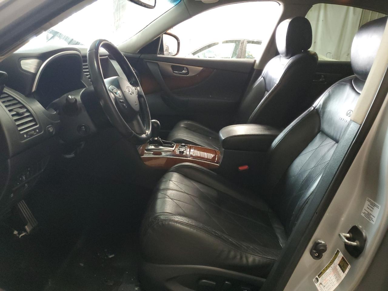 2011 Infiniti FX - Image 7