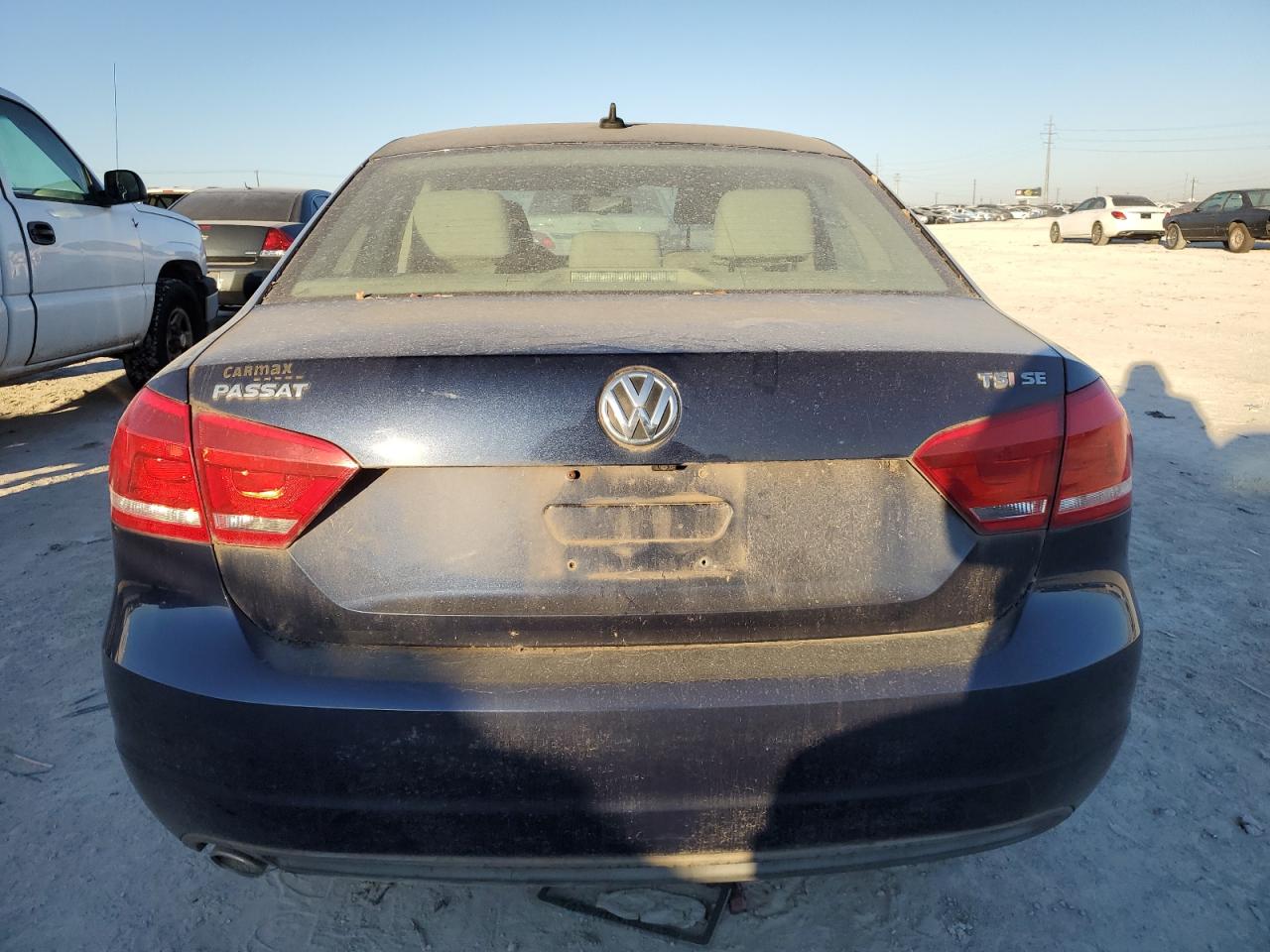 2014 Volkswagen Passat - Image 6