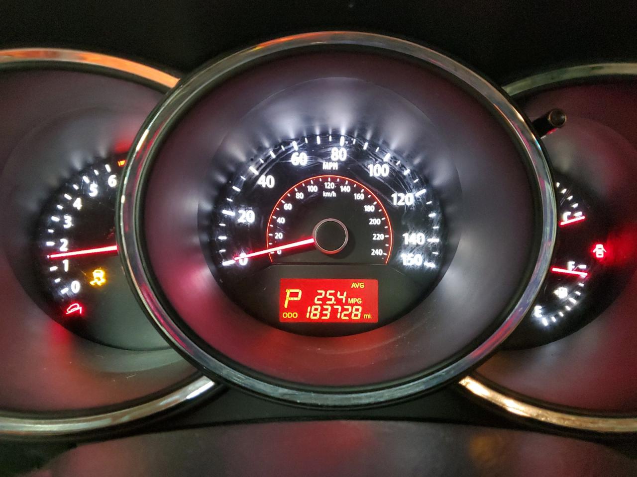 2011 Kia Sorento - Image 9