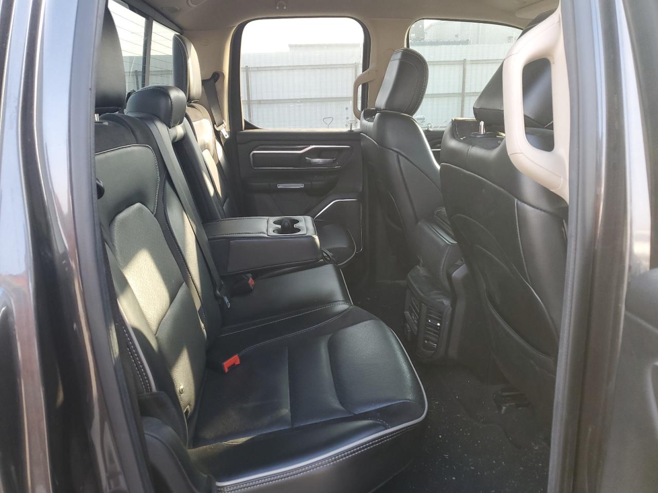 2019 RAM 1500 - Image 10