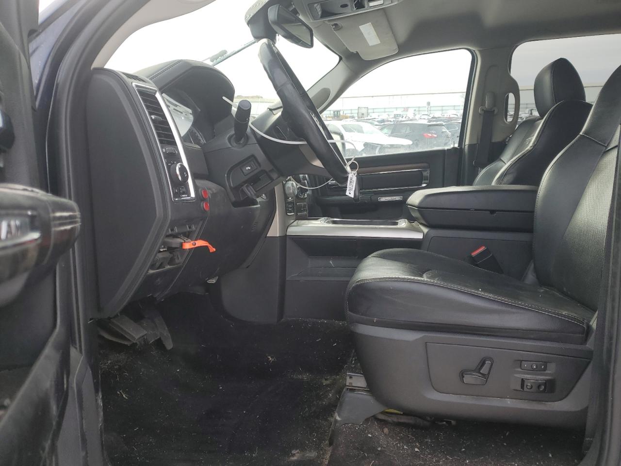 2016 RAM 1500 - Image 7