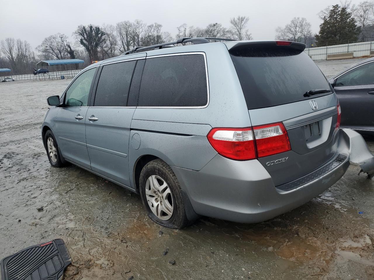 2006 Honda Odyssey - Image 2