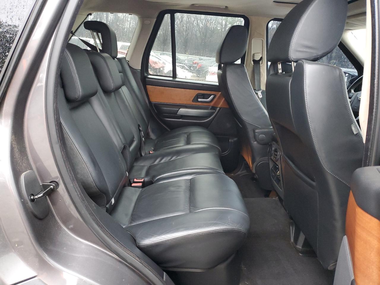 2006 Land Rover Range Rover - Image 11
