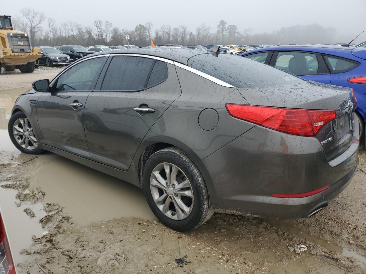 2012 Kia Optima - Image 2