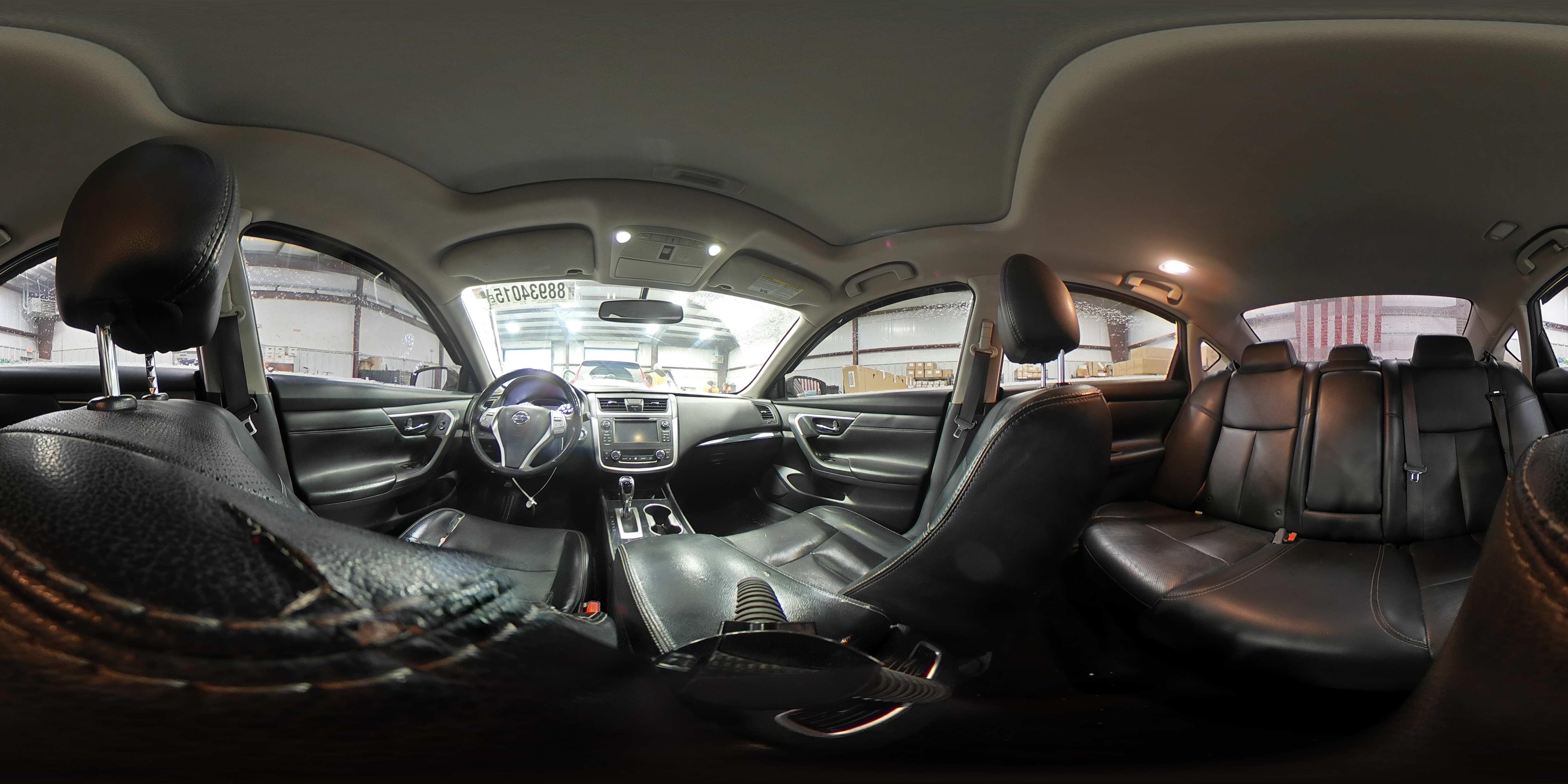 2017 Nissan Altima - Image 12