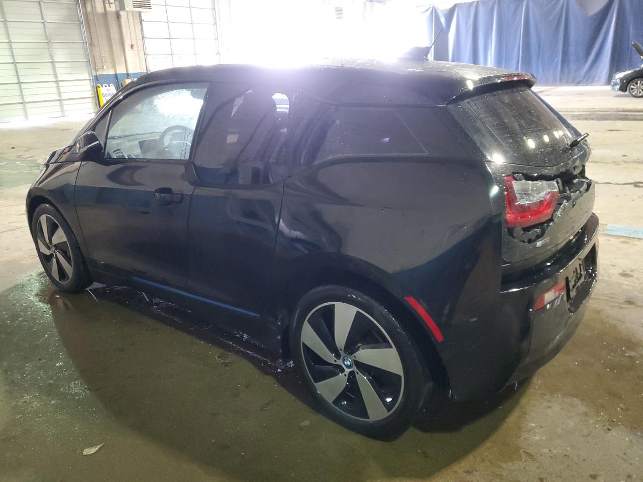 2016 BMW i3 - Image 2