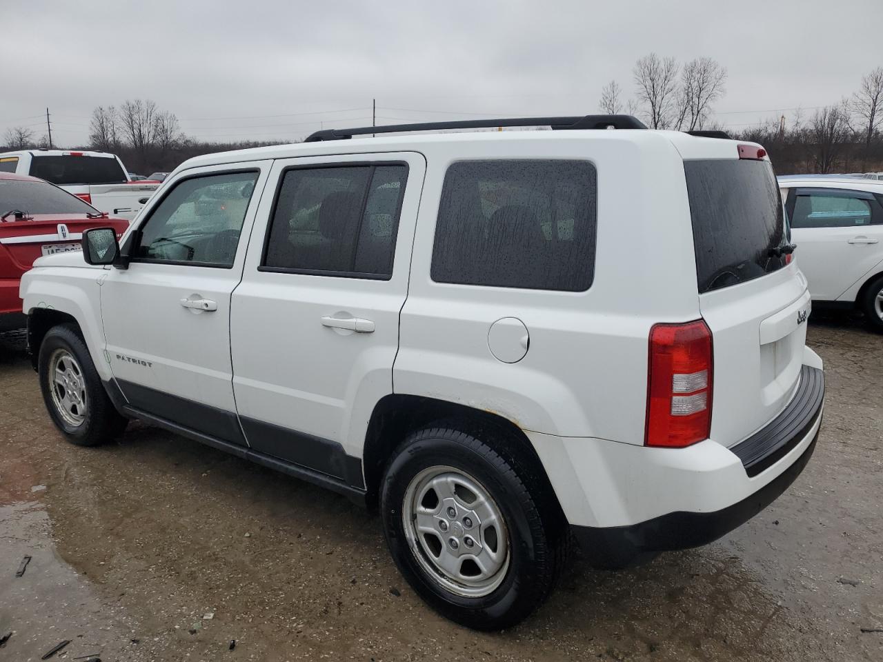 2014 Jeep Liberty (Patriot) - Image 2