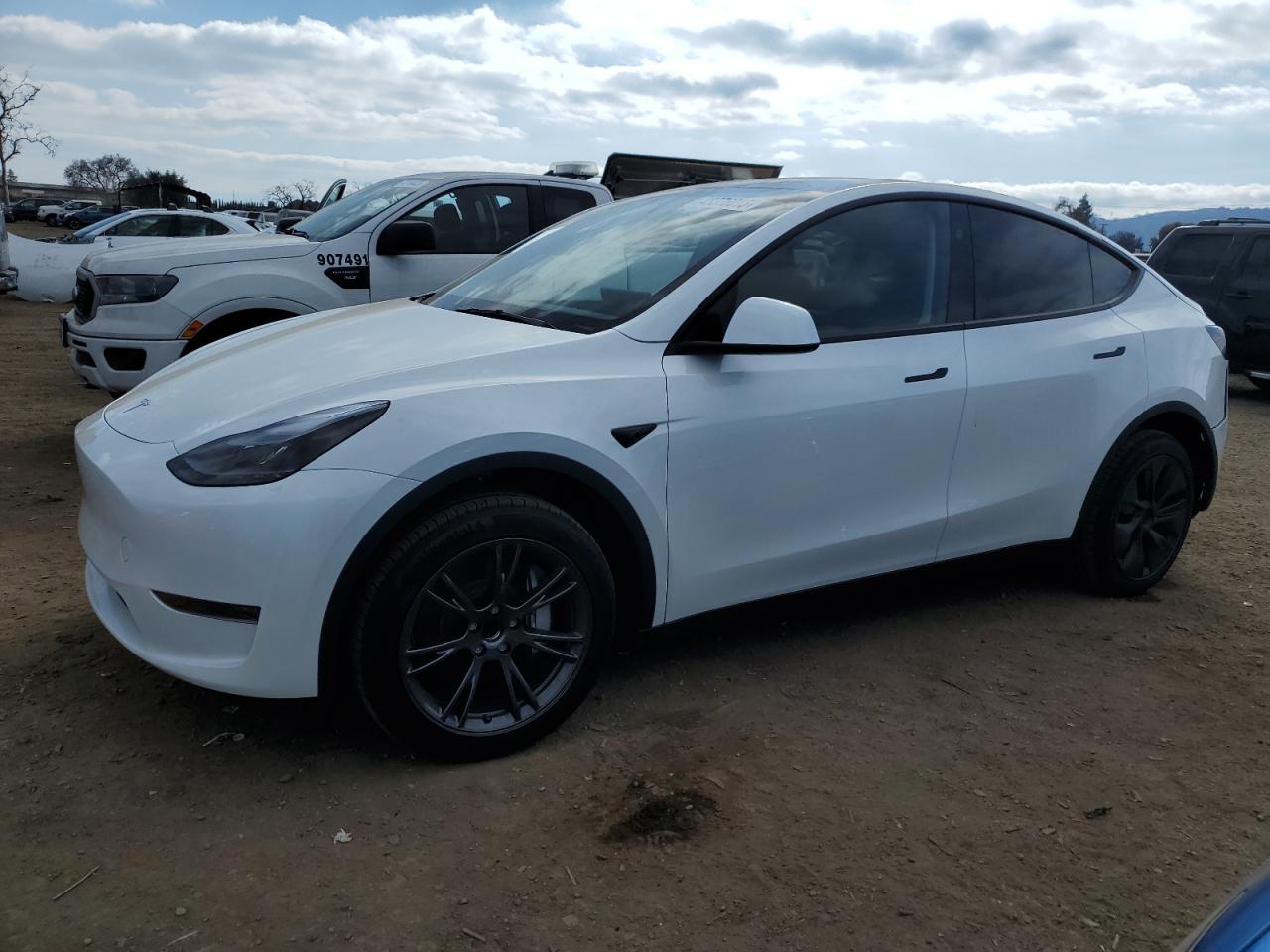 2025 Tesla Model Y  للبيع في San Martin، CA - Rear End