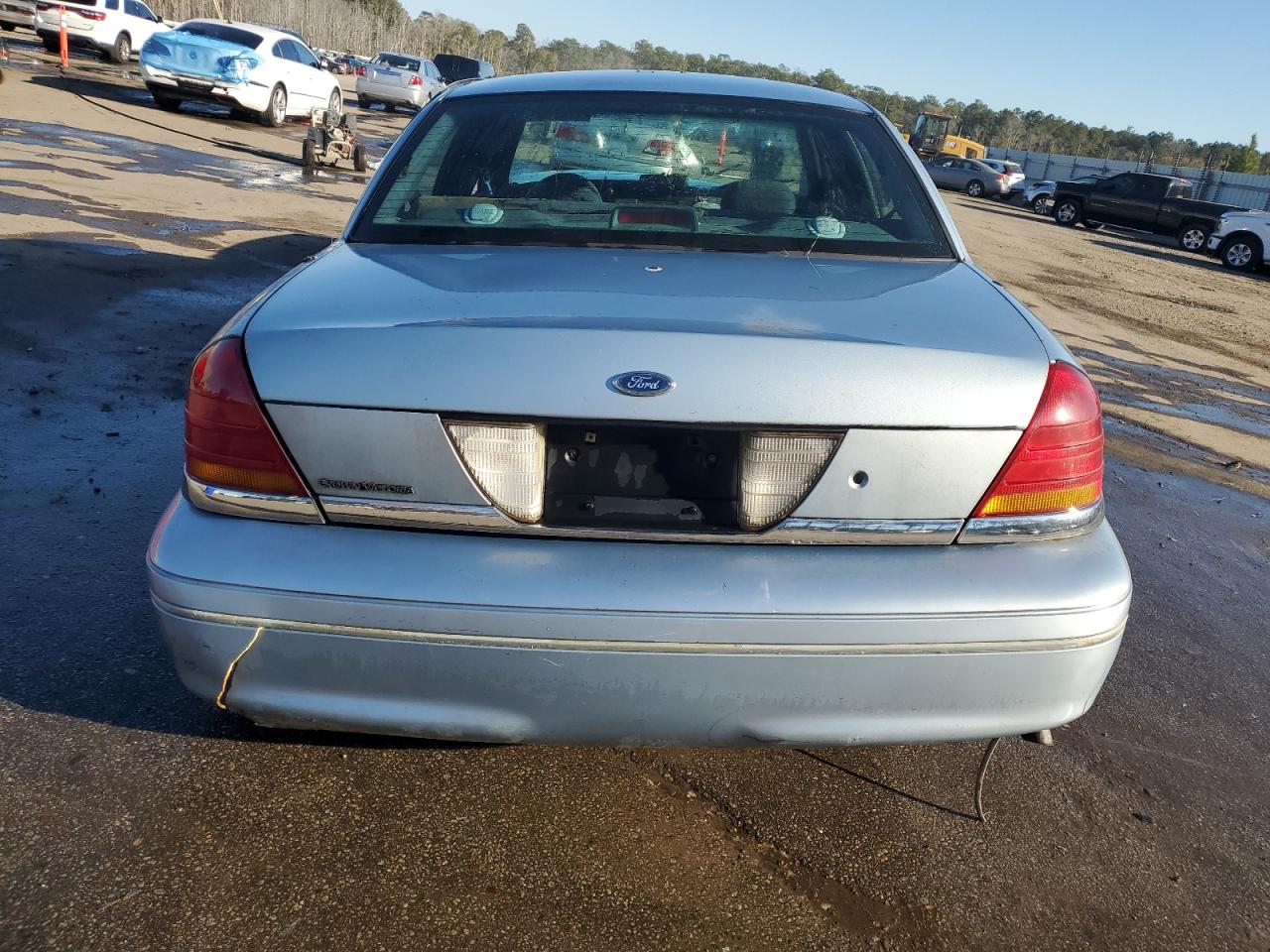 2001 Ford Crown Victoria Police Interceptor VIN: 2FAFP71W01X137305 Lot: 88429395