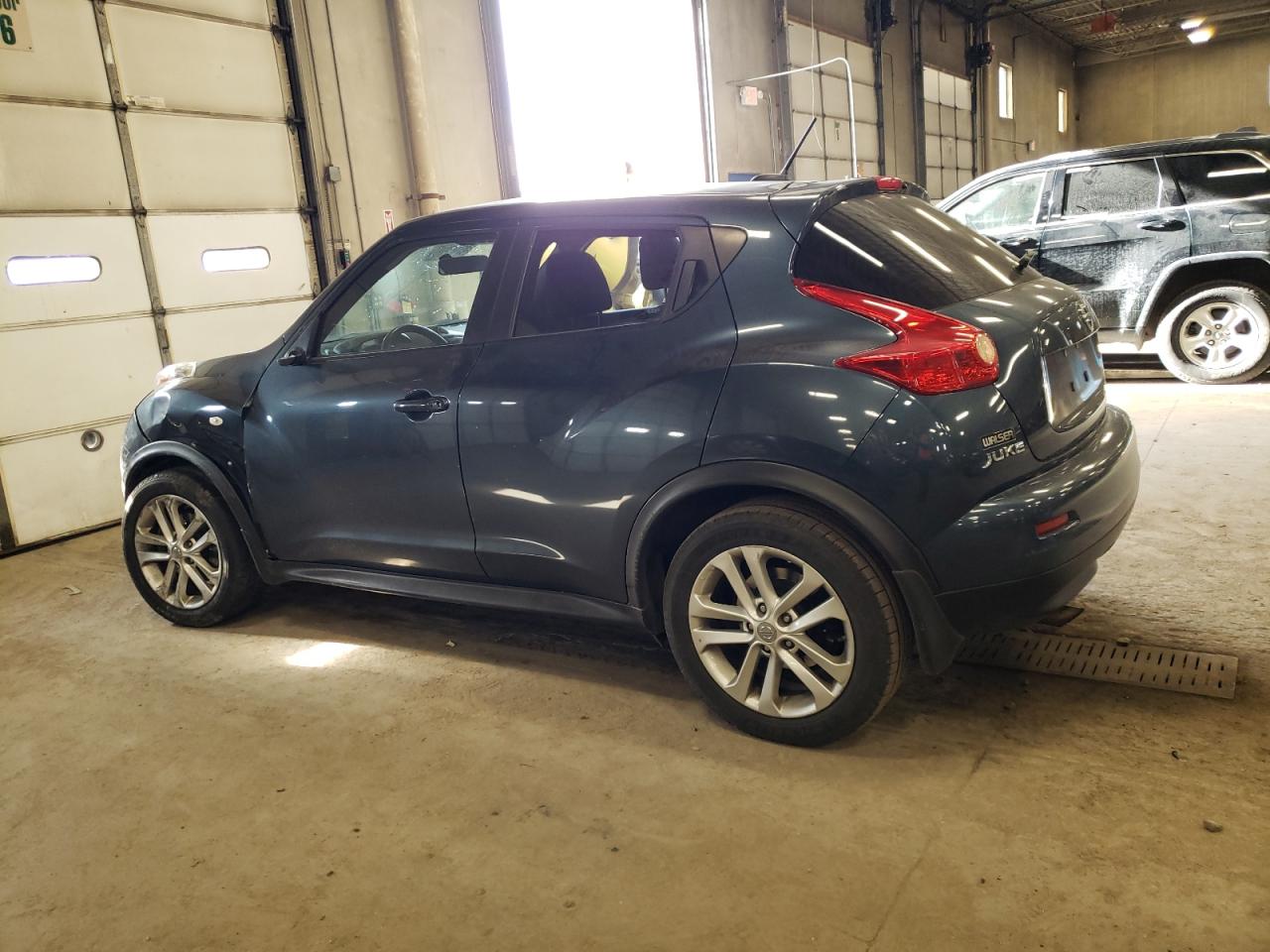 2013 Nissan Juke - Image 2