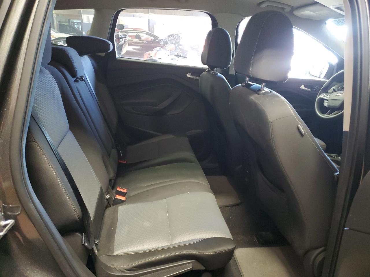 2017 Ford Escape - Image 10
