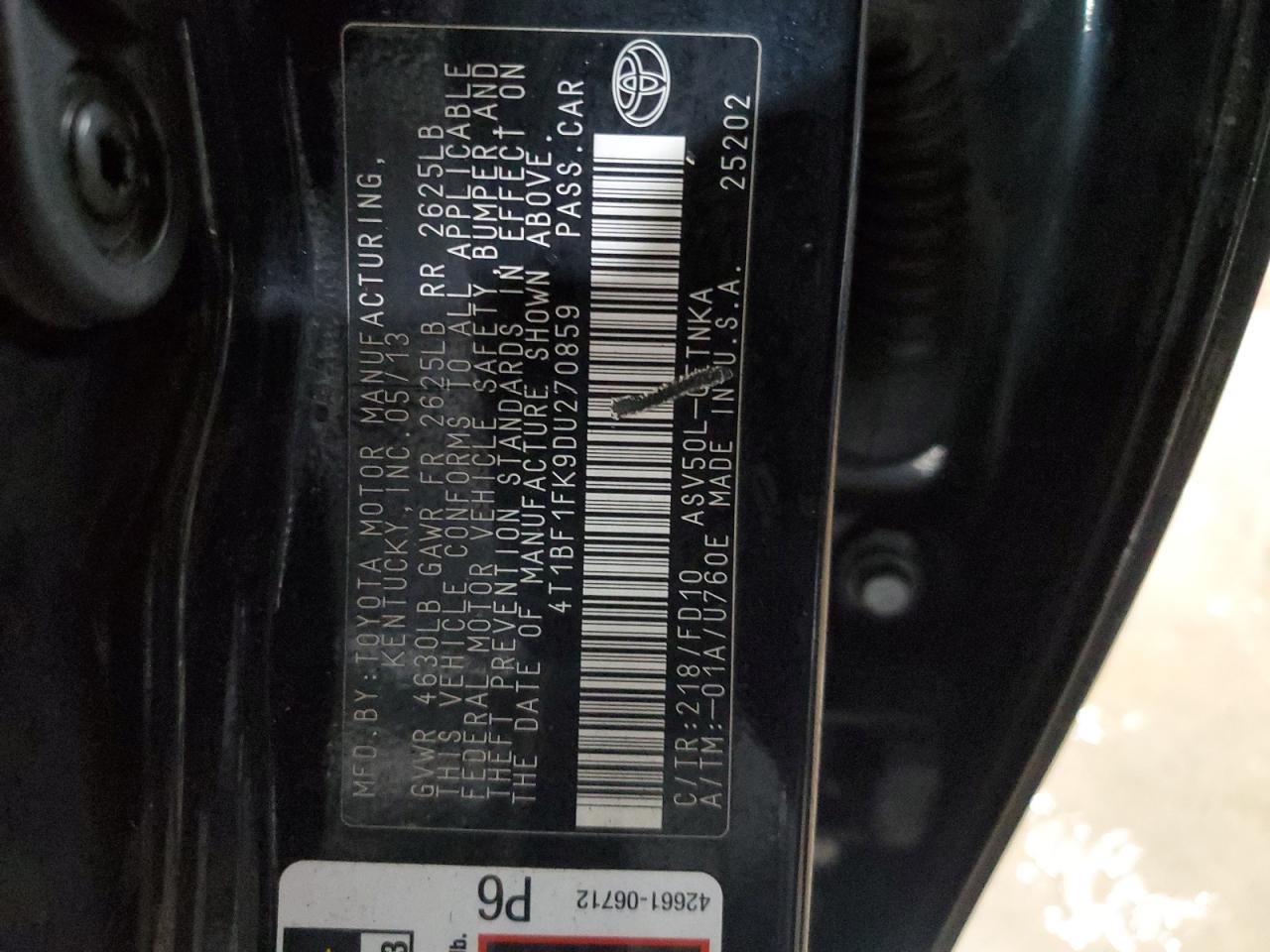 2013 Toyota Camry - Image 12