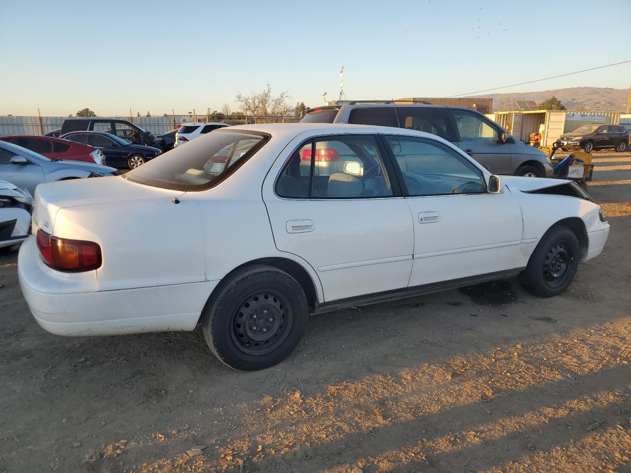 1996 Toyota Camry - Image 3
