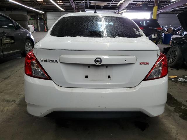 Sedans NISSAN VERSA 2015 White