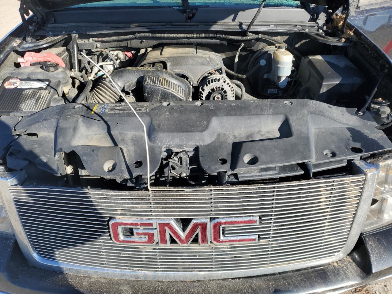 2009 GMC Sierra - Image 11