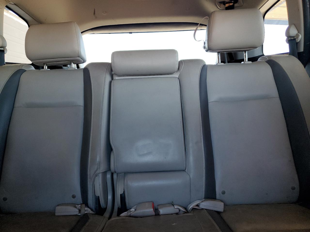 2010 Mazda CX-9 - Image 10