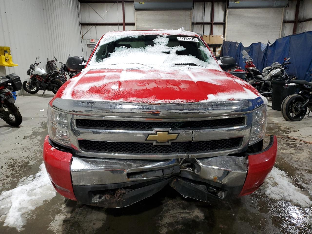 2011 Chevrolet Silverado - Image 5
