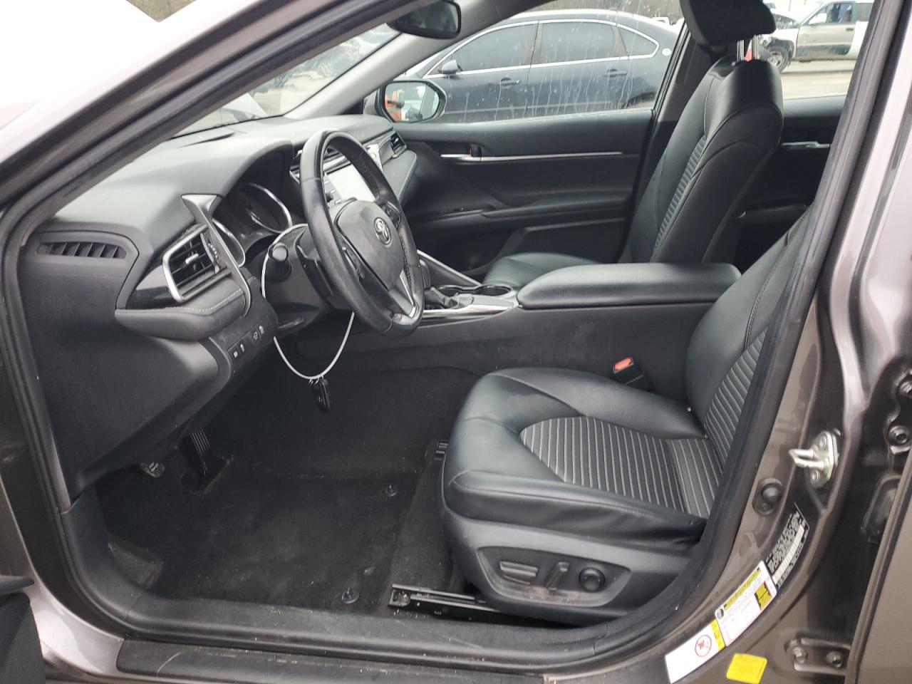 2019 Toyota Camry - Image 7