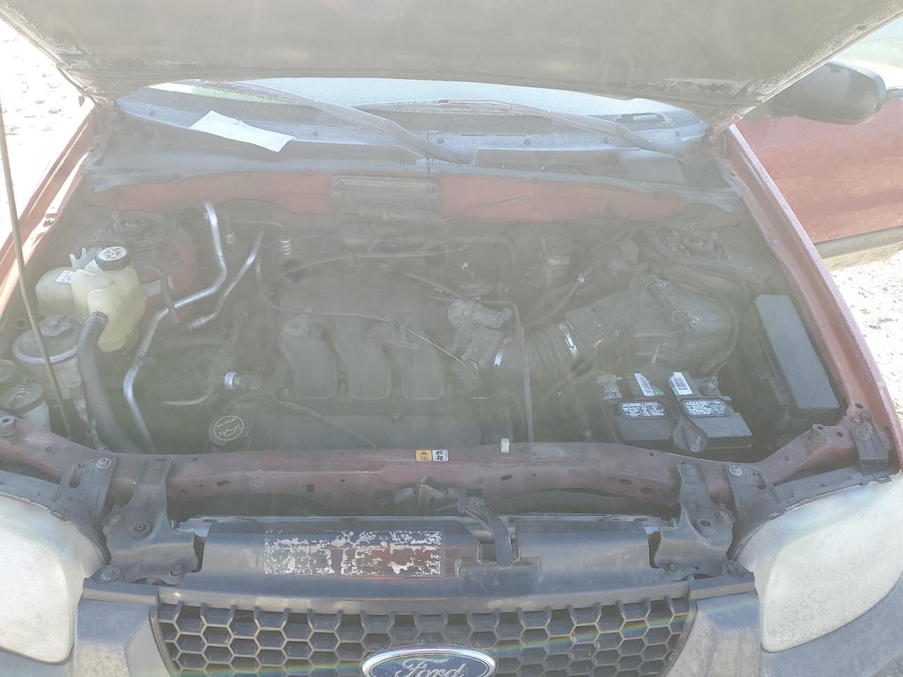 2003 Ford Escape - Image 12