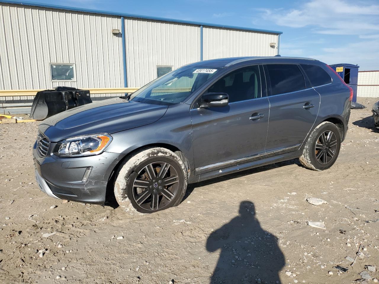 2017 Volvo XC60 - Image 1
