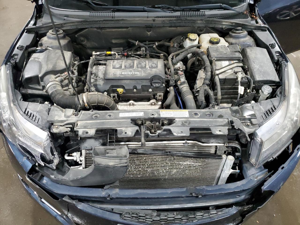 2014 Chevrolet Cruze - Image 12