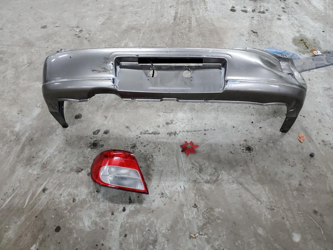2002 Subaru Impreza - Image 12